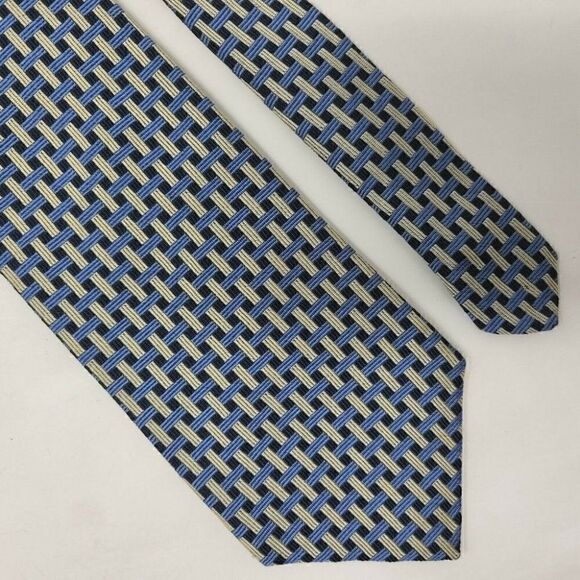 BROOKS BROTHERS MAKERS SILK TIE BLUE SILVER LINK PATTERN WOVEN 3.5" - Picture 1 of 2